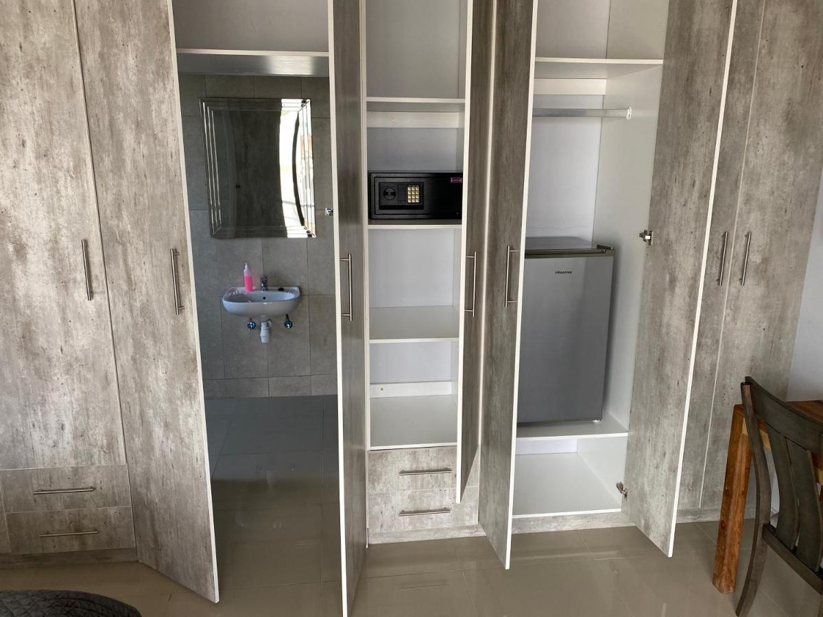 Mukulela Bed & Breakfast Walvis Bay Luaran gambar